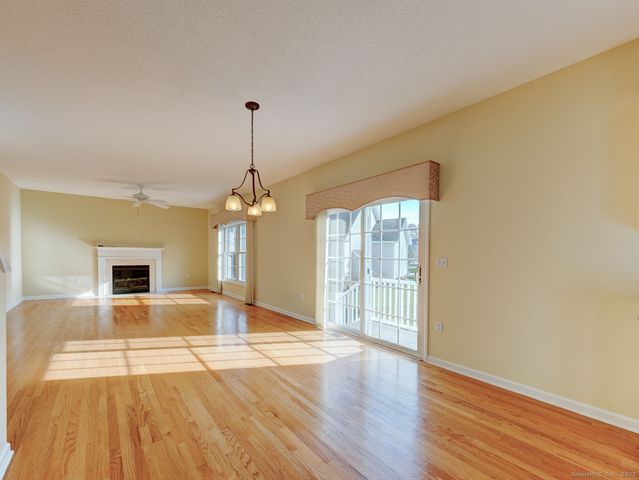 74 Brookview Place 74, Southington, CT 06479