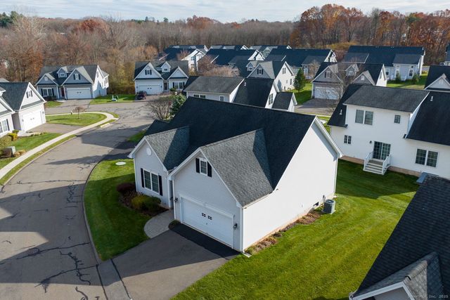 74 Brookview Place 74, Southington, CT 06479