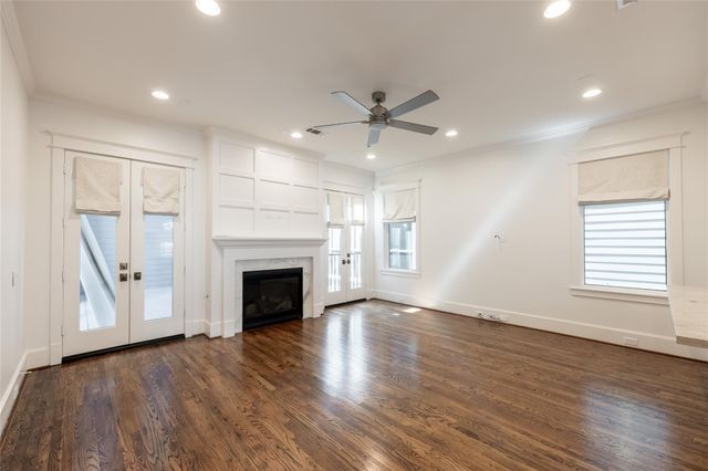 828 E 28th Street, Houston, TX 77009