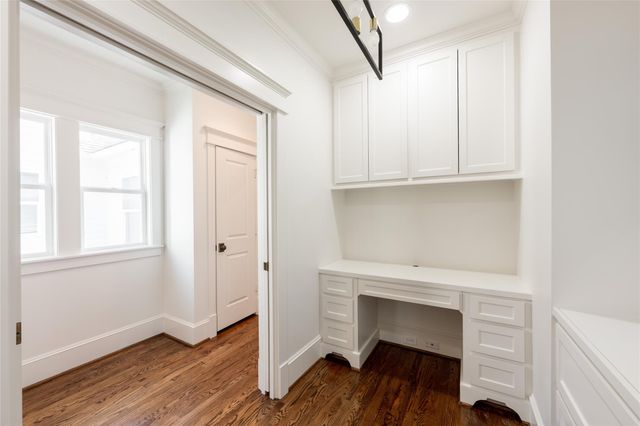 828 E 28th Street, Houston, TX 77009