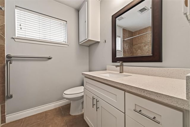 2230 Joel Wheaton Road, Houston, TX 77077