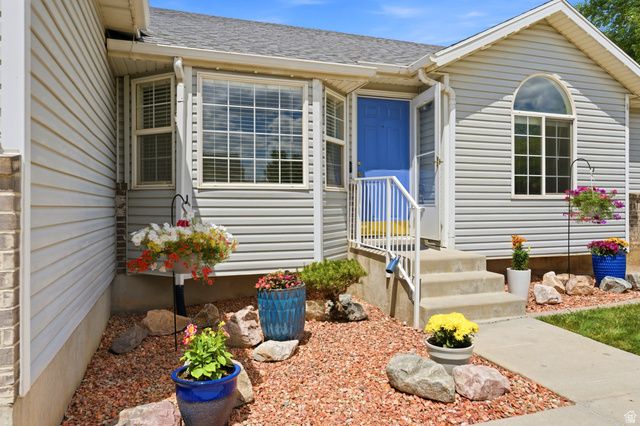 976 W 1400 S, Woods Cross, UT 84087
