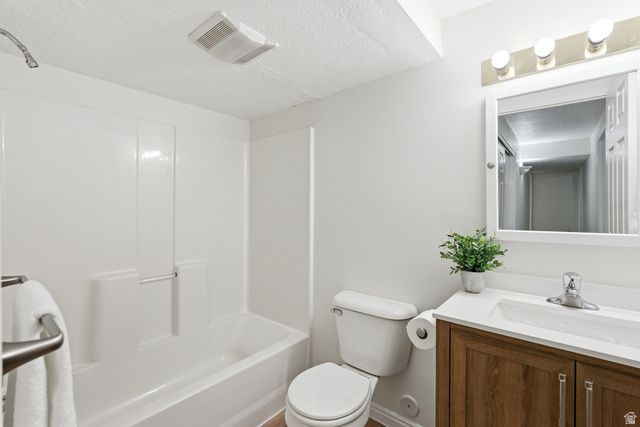 976 W 1400 S, Woods Cross, UT 84087