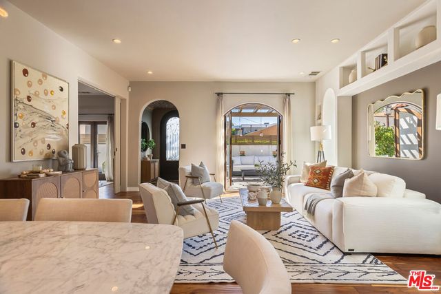 8015 Rosewood Avenue, Los Angeles, CA 90048