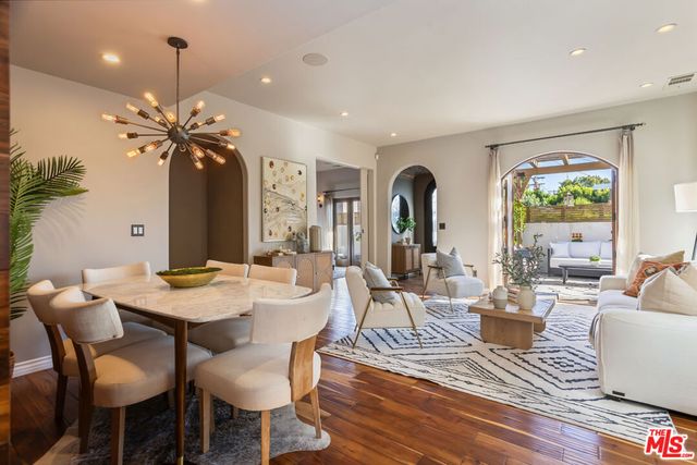 8015 Rosewood Avenue, Los Angeles, CA 90048