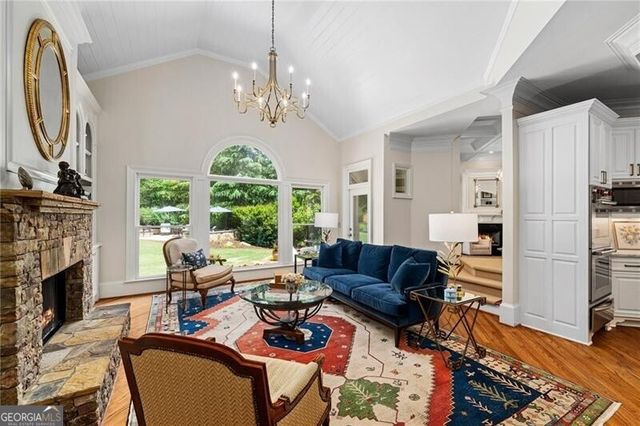 785 Owens Lake Road, Milton, GA 30004