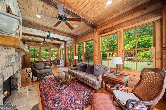 785 Owens Lake Road, Milton, GA 30004