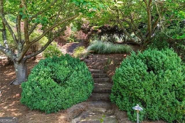 785 Owens Lake Road, Milton, GA 30004