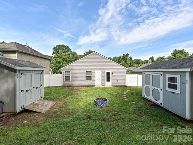 6302 Summerour Place, Charlotte, NC 28214