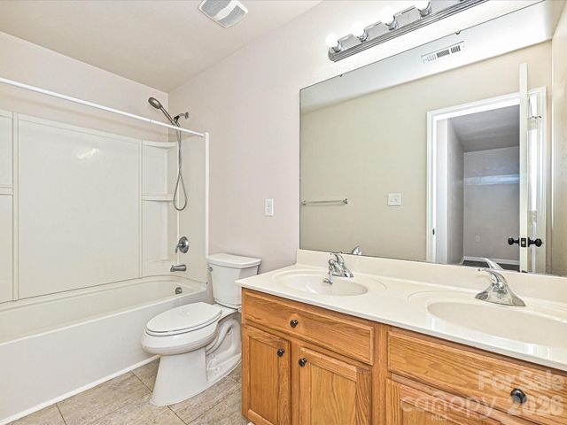 6302 Summerour Place, Charlotte, NC 28214