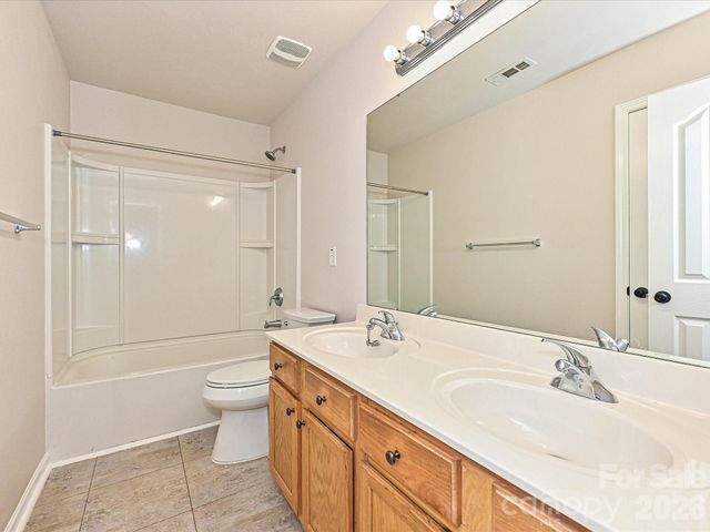 6302 Summerour Place, Charlotte, NC 28214