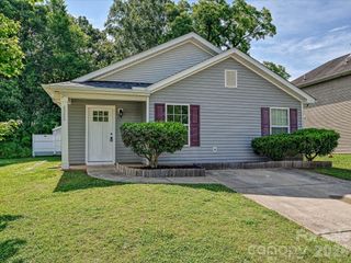 6302 Summerour Place, Charlotte, NC 28214