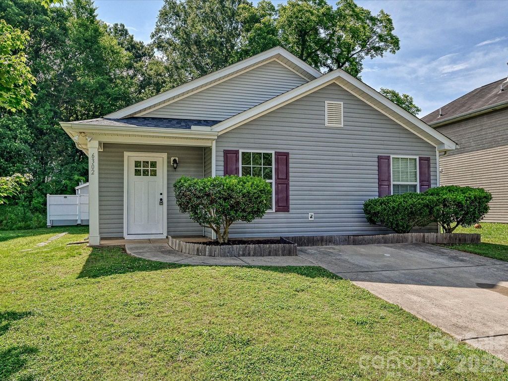 6302 Summerour Place, Charlotte, NC 28214