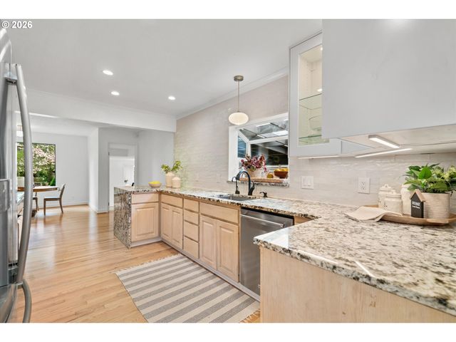 2117 C St, Forest Grove, OR 97116