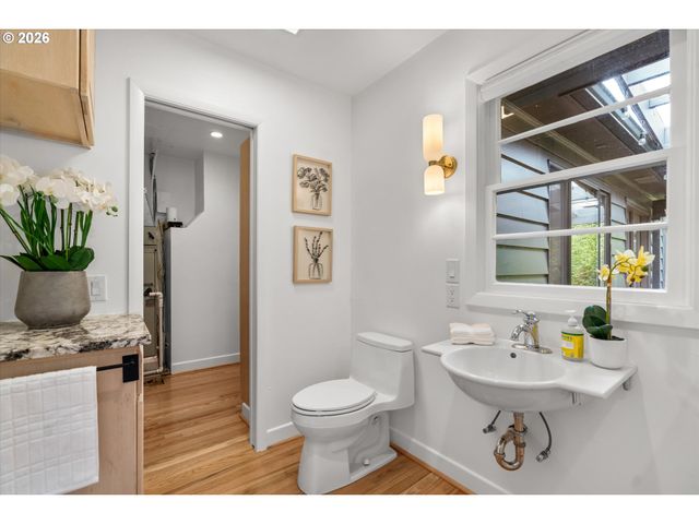 2117 C St, Forest Grove, OR 97116