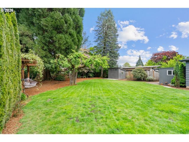 2117 C St, Forest Grove, OR 97116