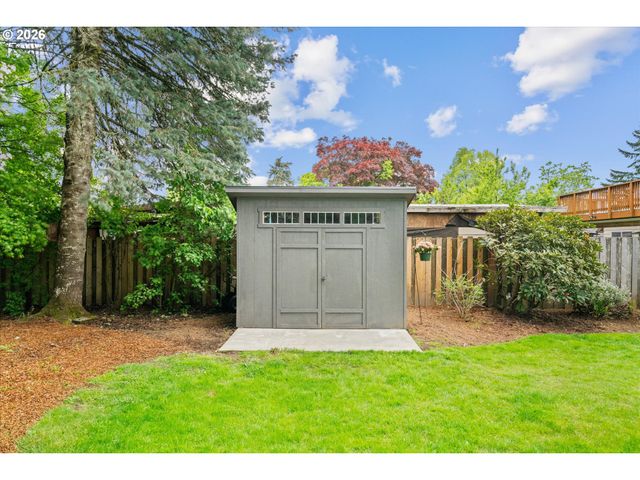 2117 C St, Forest Grove, OR 97116