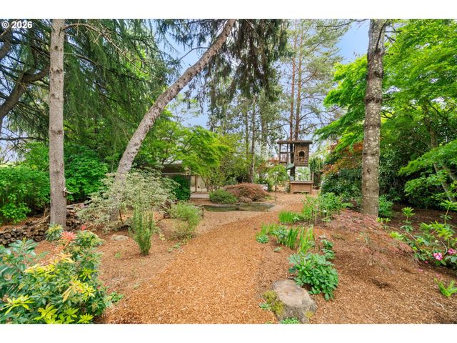2117 C St, Forest Grove, OR 97116