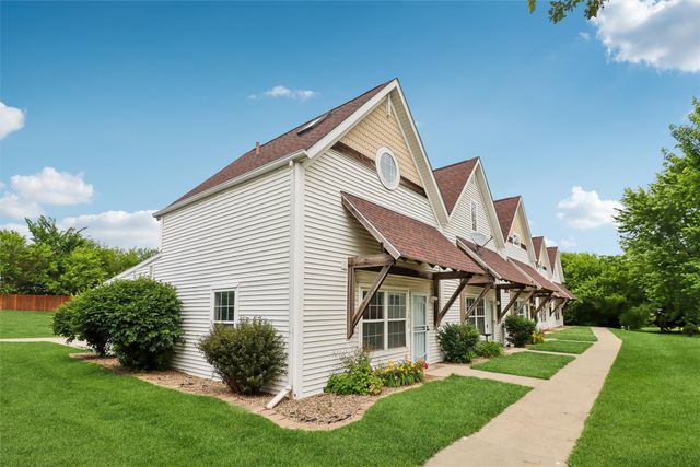 1213 10th Avenue NW, Altoona, IA 50009