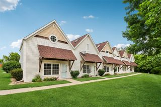 1213 10th Avenue NW, Altoona, IA 50009