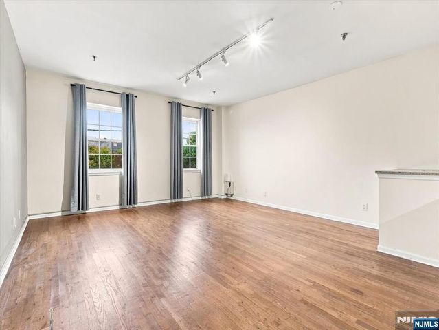227 Columbus Drive 214b, Jersey City, NJ 07302