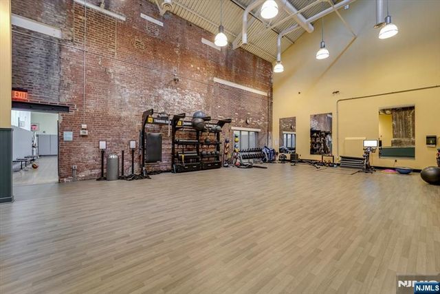 227 Columbus Drive 214b, Jersey City, NJ 07302