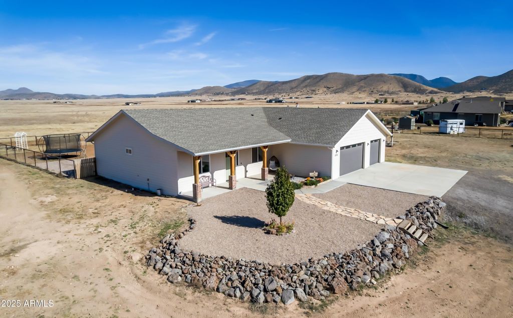 9782 E SILVERADO Court, Prescott Valley, AZ 86315