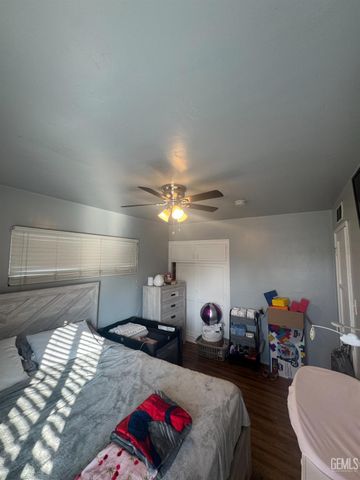 1313 Kelly Street, Bakersfield, CA 93304