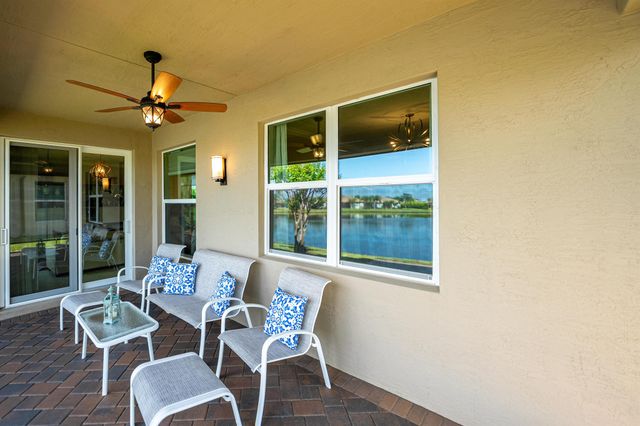 11622 SW Hawkins Terrace, Port St Lucie, FL 34987
