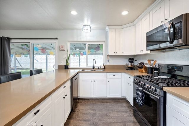 10022 Chula Vista Way, Riverside, CA 92503