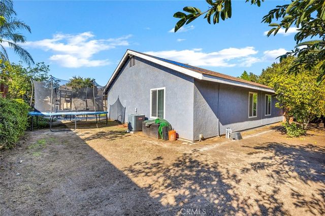 10022 Chula Vista Way, Riverside, CA 92503