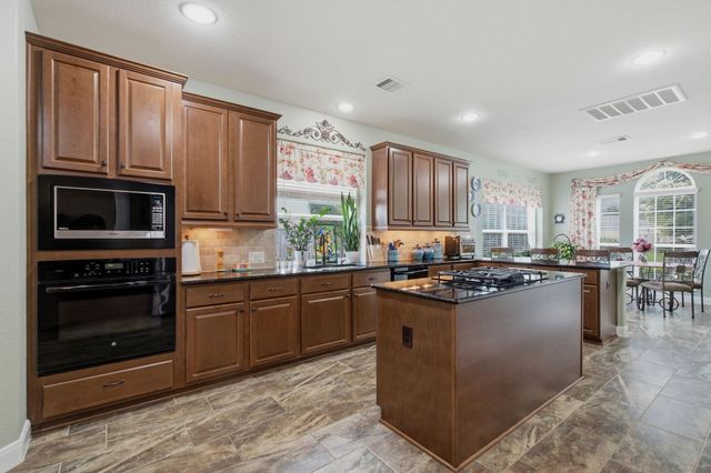 3298 Explorer Way, Conroe, TX 77301