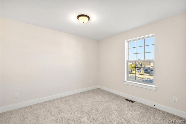 4060 Blossom Drive, Sterling Heights, MI 48314