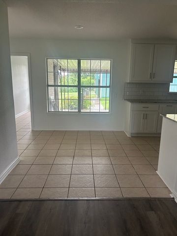 1320 State Hwy 243, Canton, TX 75103