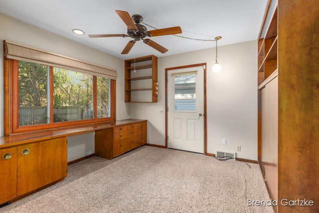 1880 Lynne Lane Nw, City Of Grand Rapids, MI 49504