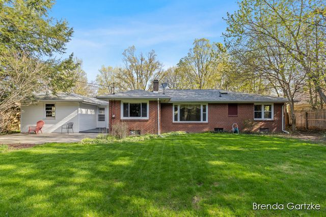 1880 Lynne Lane Nw, City Of Grand Rapids, MI 49504