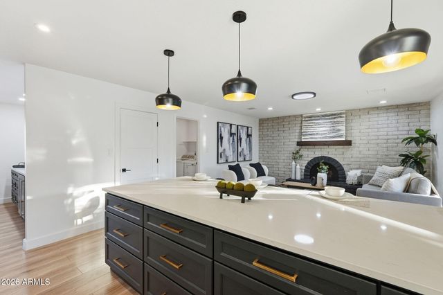 13060 N 48TH Place N, Scottsdale, AZ 85254