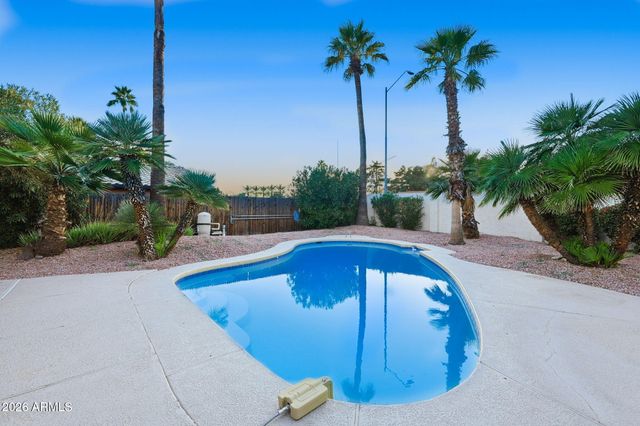 13060 N 48TH Place N, Scottsdale, AZ 85254