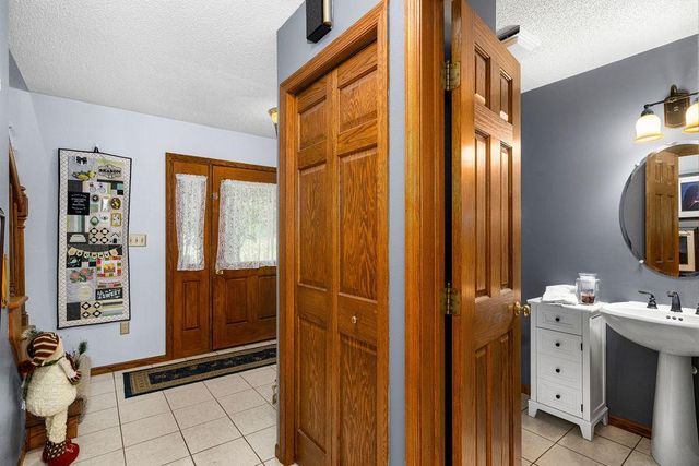 4859 Terrace Circle, Hermantown, MN 55811