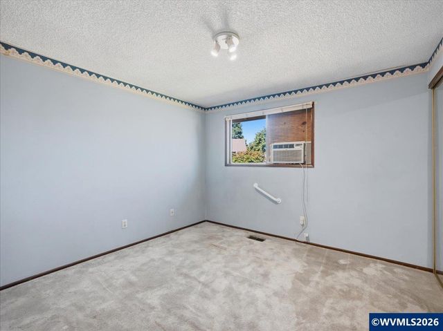 3672 Jefferson Pl SE, Albany, OR 97322
