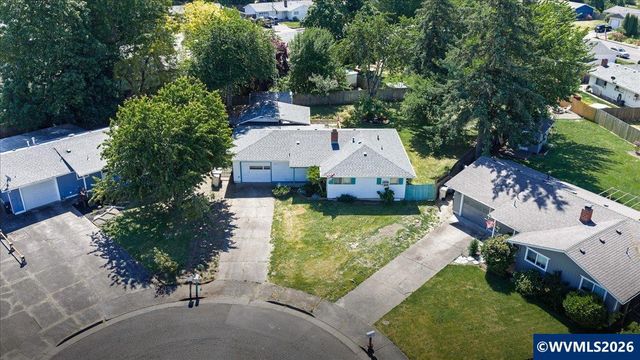 3672 Jefferson Pl SE, Albany, OR 97322