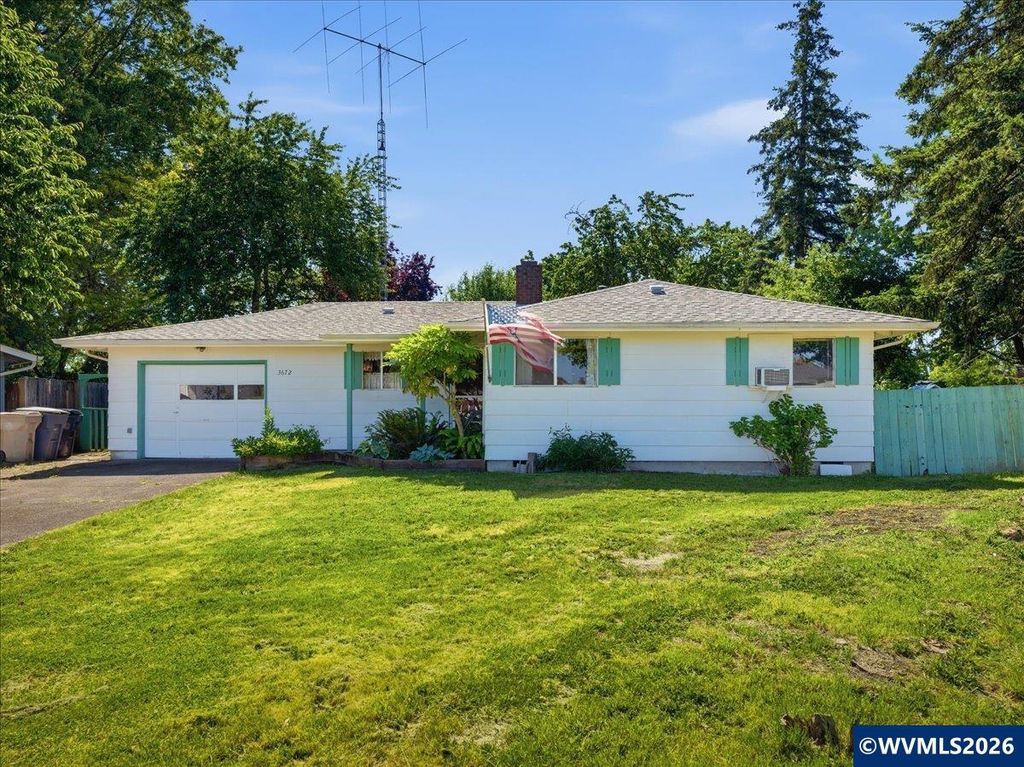 3672 Jefferson Pl SE, Albany, OR 97322