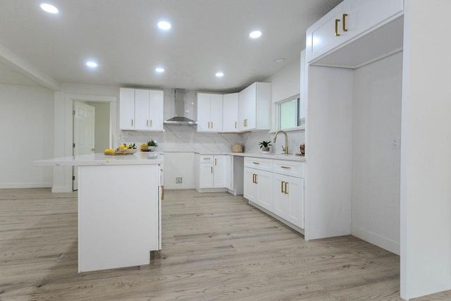 7912 Ford Street, Houston, TX 77012