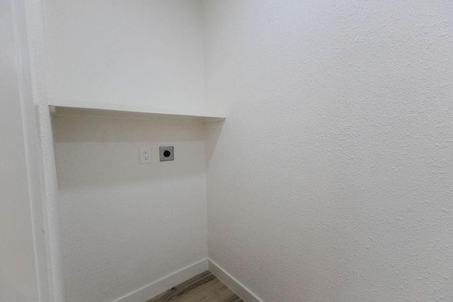 7912 Ford Street, Houston, TX 77012