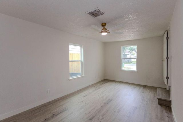 7912 Ford Street, Houston, TX 77012