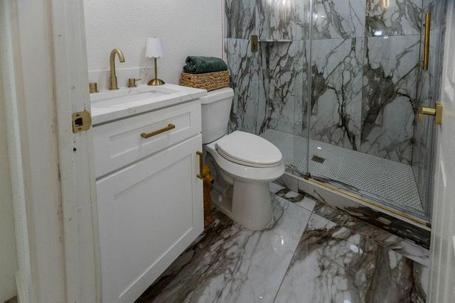 7912 Ford Street, Houston, TX 77012