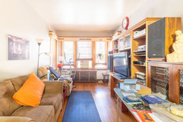 2345 W 24th Street 1, Chicago, IL 60608