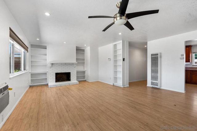 4581 Chinook, San Diego, CA 92117