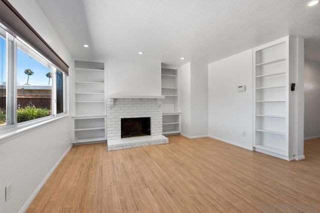 4581 Chinook, San Diego, CA 92117