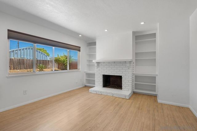 4581 Chinook, San Diego, CA 92117